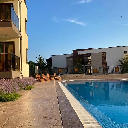 St. Panteleimon Ξενοδοχείο 3*