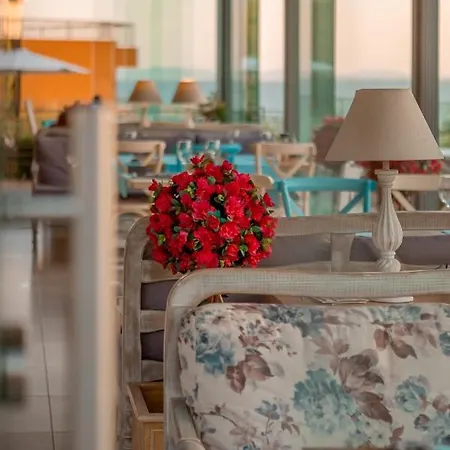 свети пантелеймон бийч