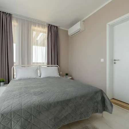 Hotel St. Panteleimon 3*
