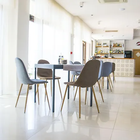 свети пантелеймон бийч 3*