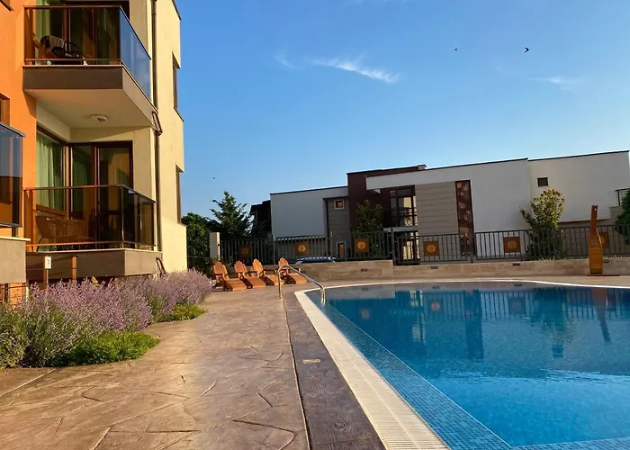 St. Panteleimon Szálloda 3*