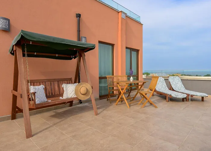 St. Panteleimon Szálloda 3*